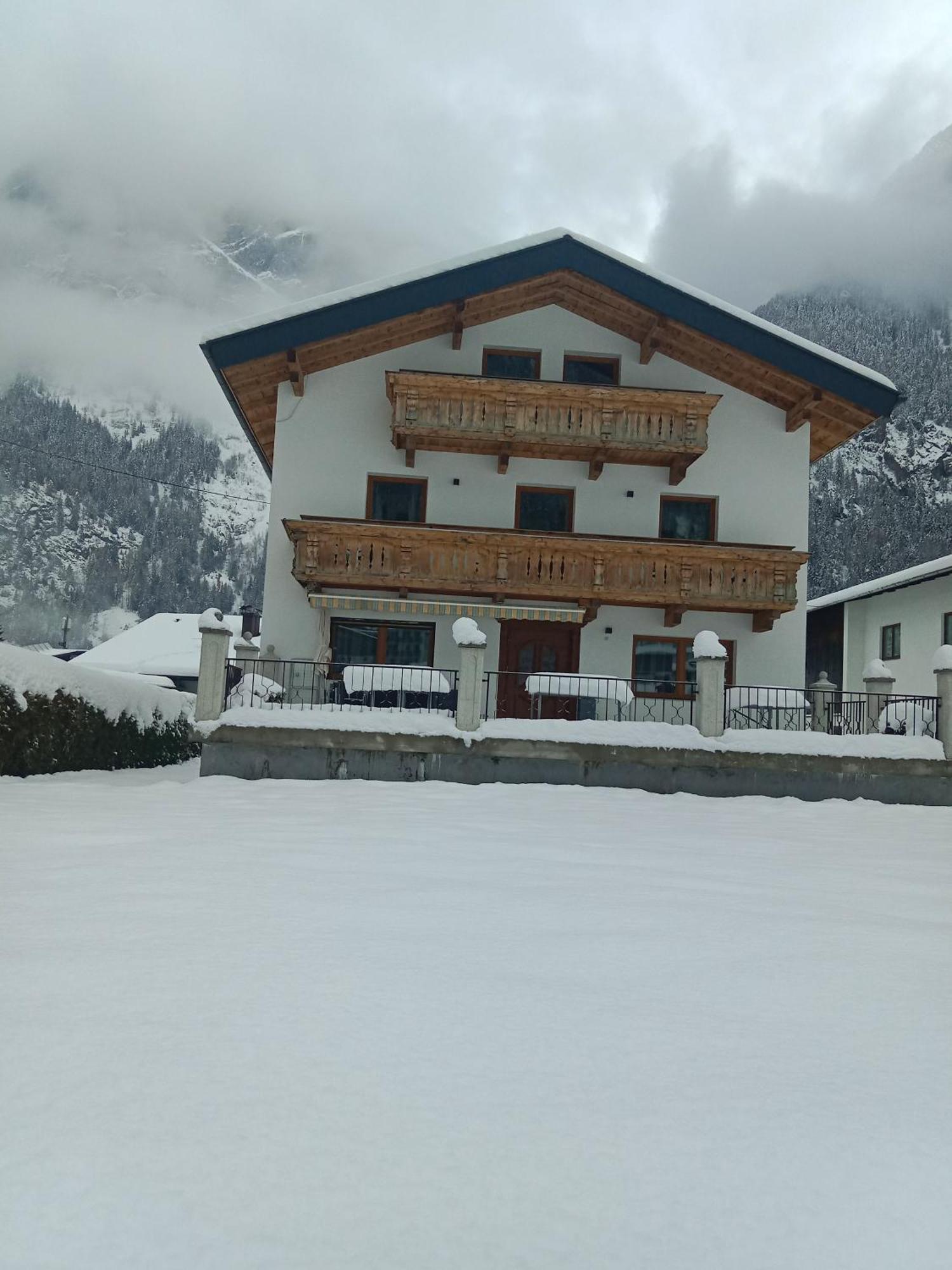 Ferienhaus Haueis Tumpen Buitenkant foto