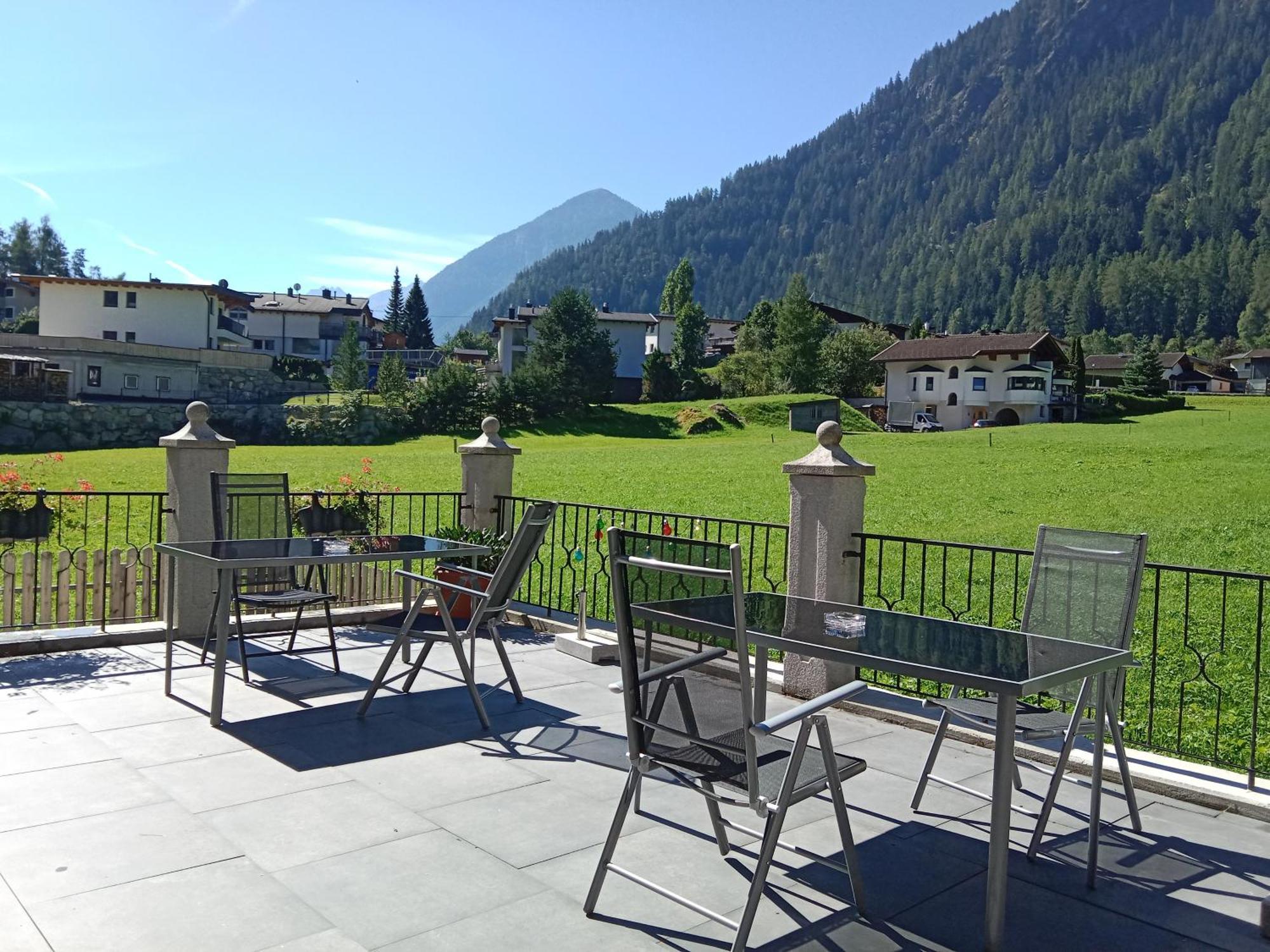 Ferienhaus Haueis Tumpen Buitenkant foto