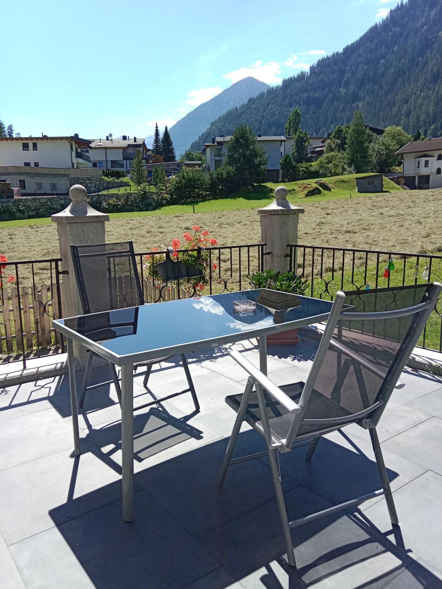 Ferienhaus Haueis Tumpen Buitenkant foto