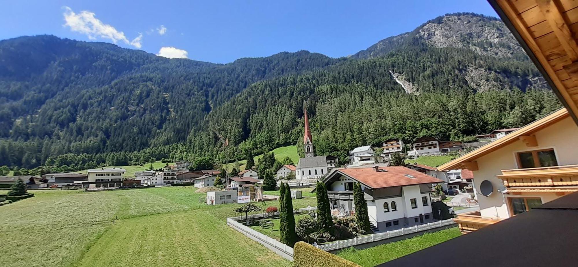 Ferienhaus Haueis Tumpen Buitenkant foto