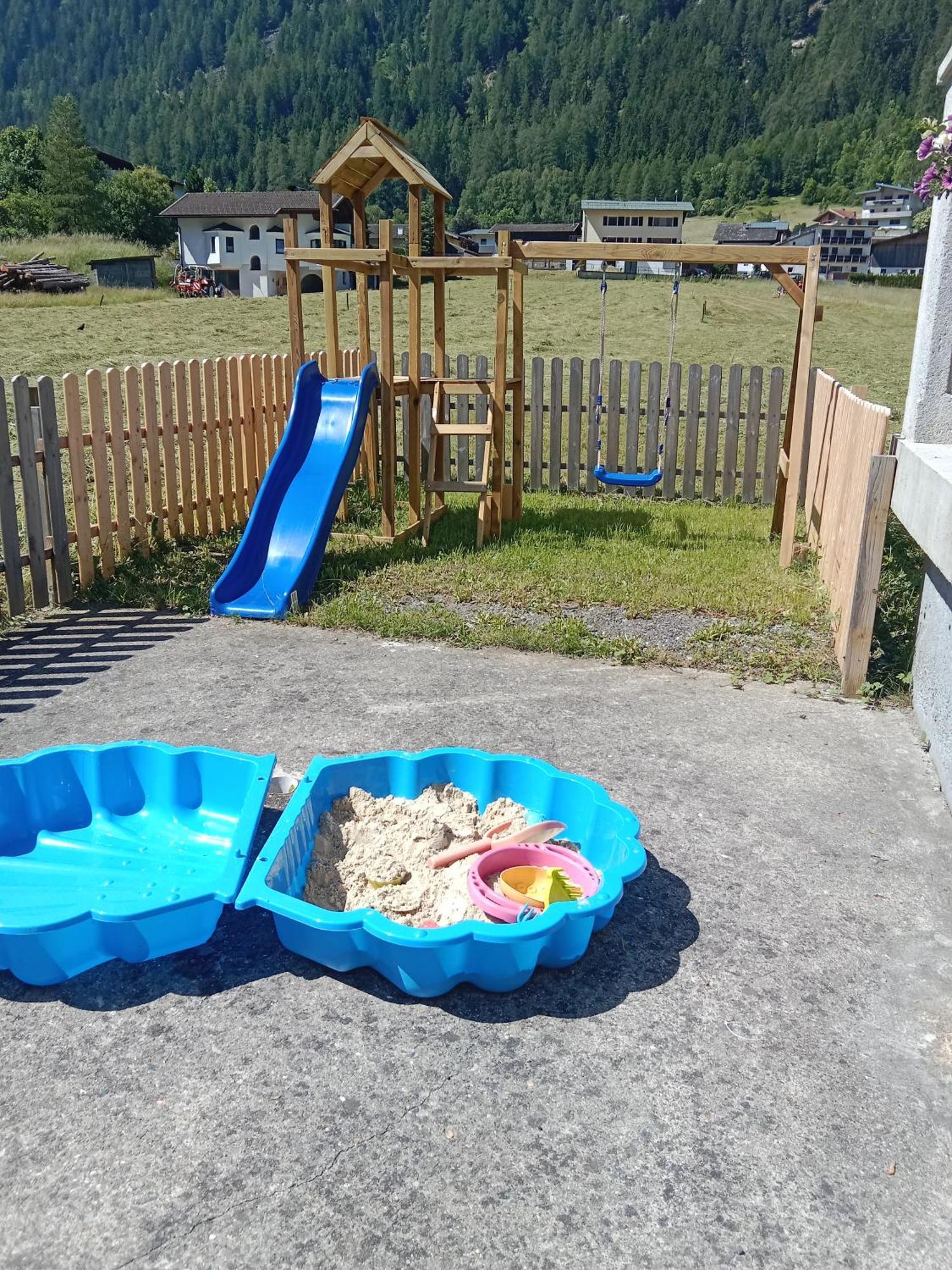 Ferienhaus Haueis Tumpen Buitenkant foto